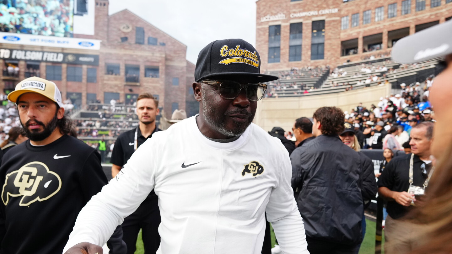 Marshall Faulk shares strong views about racial disparity in key college, pro jobs