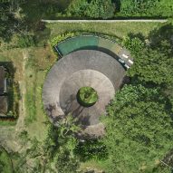 Villa Omah Prana by Alexis Dornier