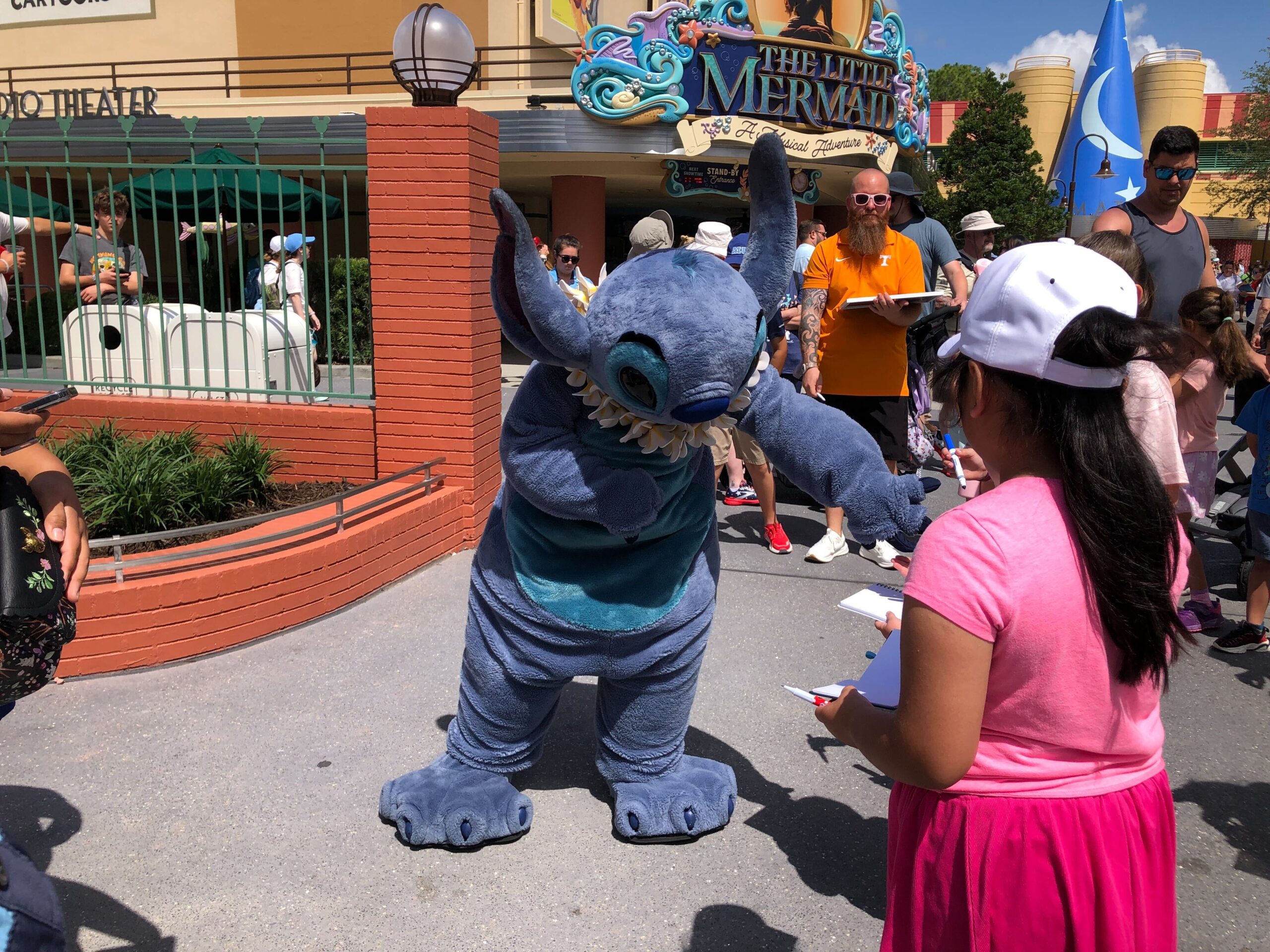 Although “Off the Page!” in The Magic of Disney Animation is not open yet, the characters that will be available are out roaming Animation Courtyard.