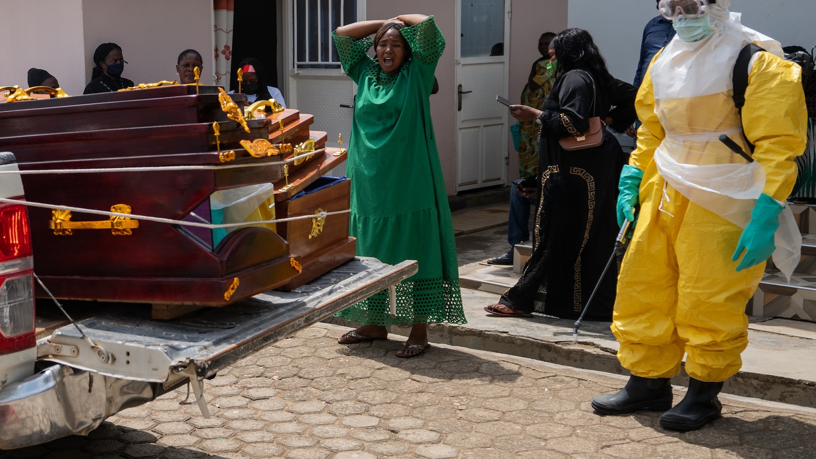 Several crises combine to impede Ebola outbreak response