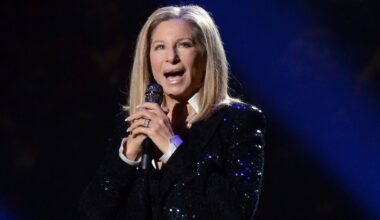 Barbra Streisand won't attend Cannes Palme d'Or ceremony after a knee injury