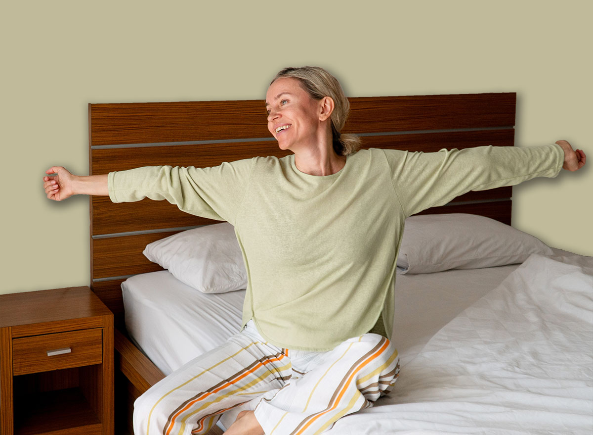5 Bed Exercises That Address Abdominal Fat After 60