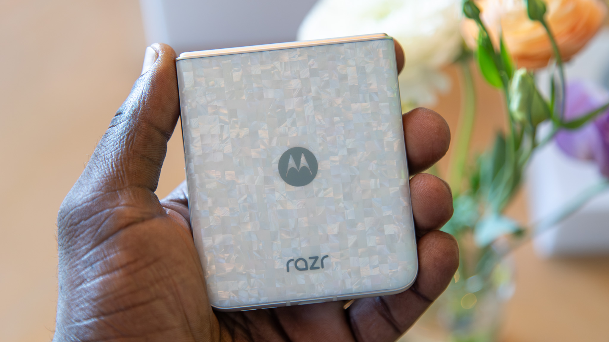 Motorola Razr 2026 Bright White