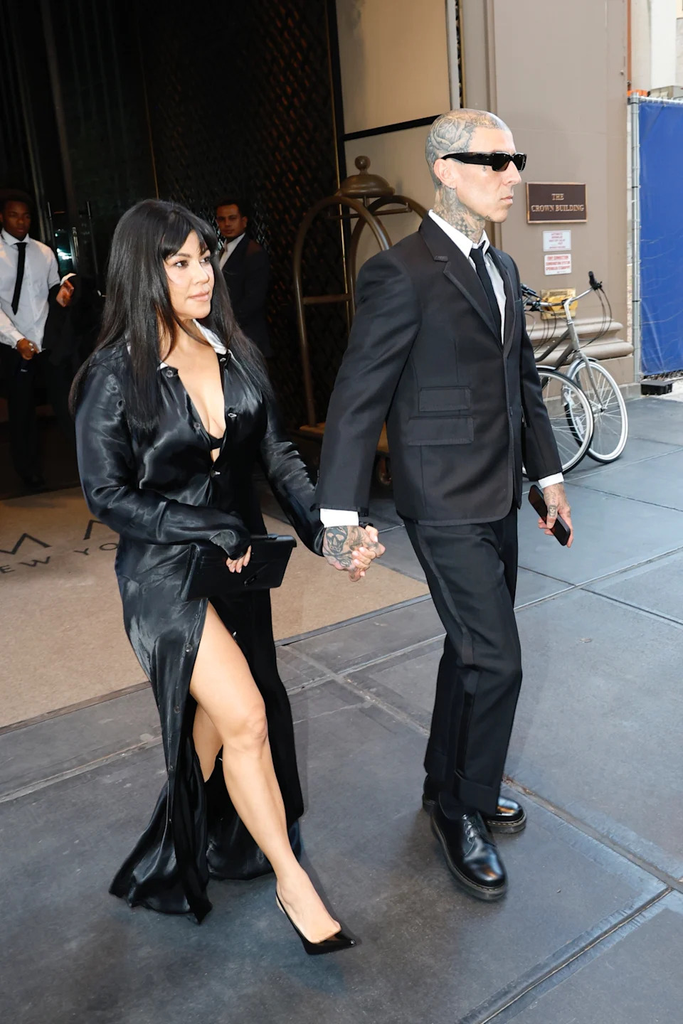She accessorized with heels and a satin clutch. T.JACKSON / BACKGRID