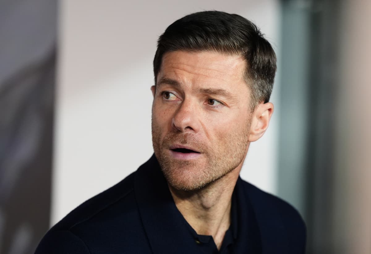 Chelsea tipped to sign Liverpool defender as Alonso's first transfer - London Evening Standard