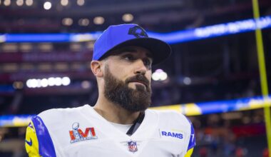 Feb 13, 2022; Inglewood, CA, USA; Los Angeles Rams safety Eric Weddle (20) against the Cincinnati Bengals in Super Bowl LVI at SoFi Stadium. Mandatory Credit: Mark J. Rebilas-Imagn Images
