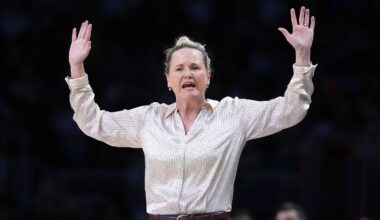 Jun 5, 2026; Los Angeles, California, USA; LA Sparks head coach Lynne Roberts reacts against the Dallas Wings in the second half at Crypto.com Arena. Mandatory Credit: Kirby Lee-Imagn Images