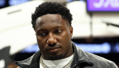 Wide receiver Deebo Samuel Sr.
