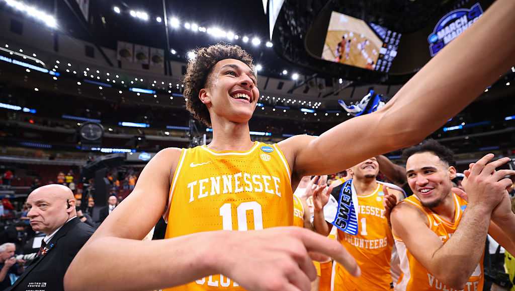 Bucks to receive a forward from Tennessee from Heat in NBA Draft