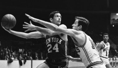 Bill Bradley, 2-Time Champion With the Knicks, Cheers on His Old Team in the Finals