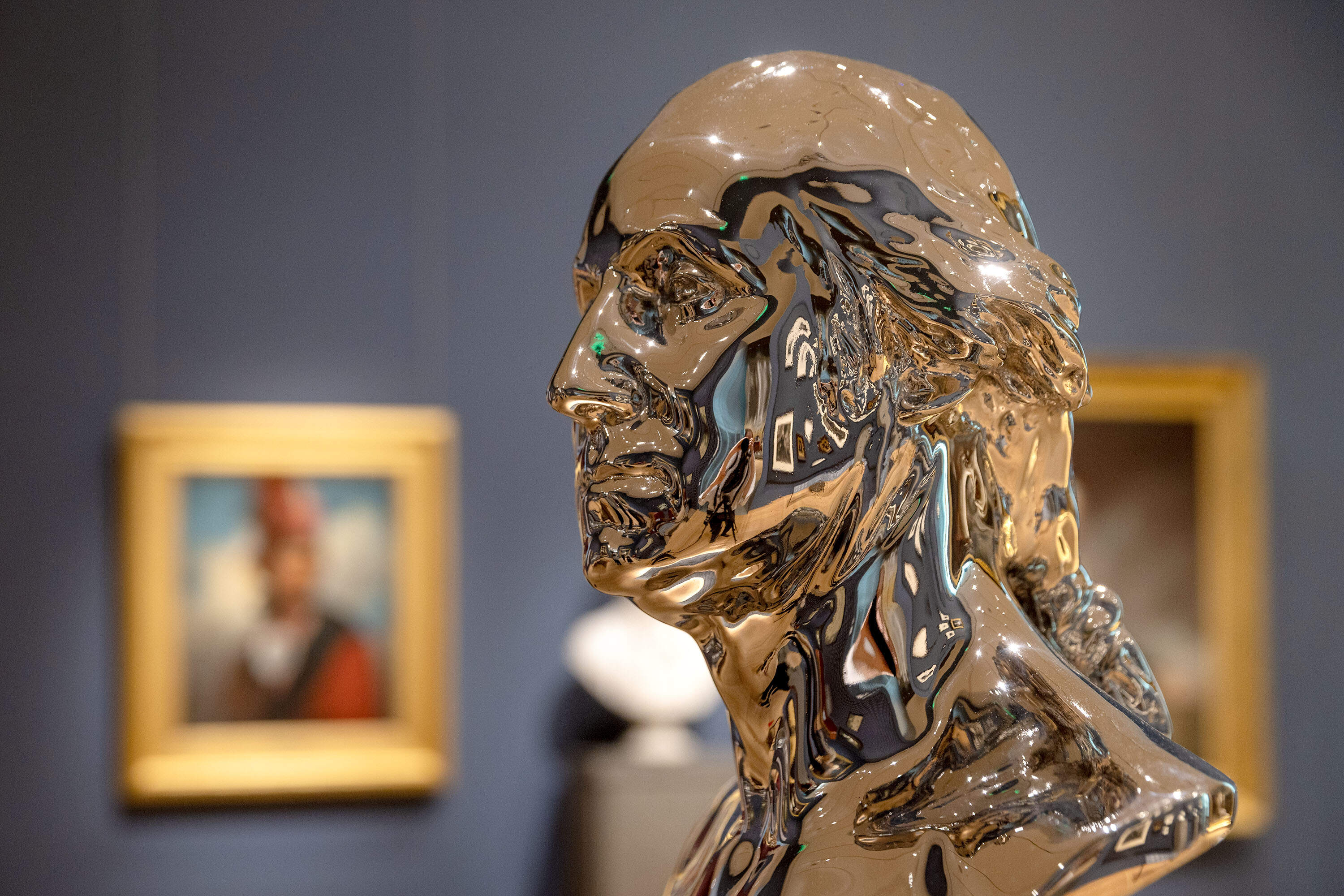 Alan Michelson's bust of George Washington. (Robin Lubbock/WBUR)