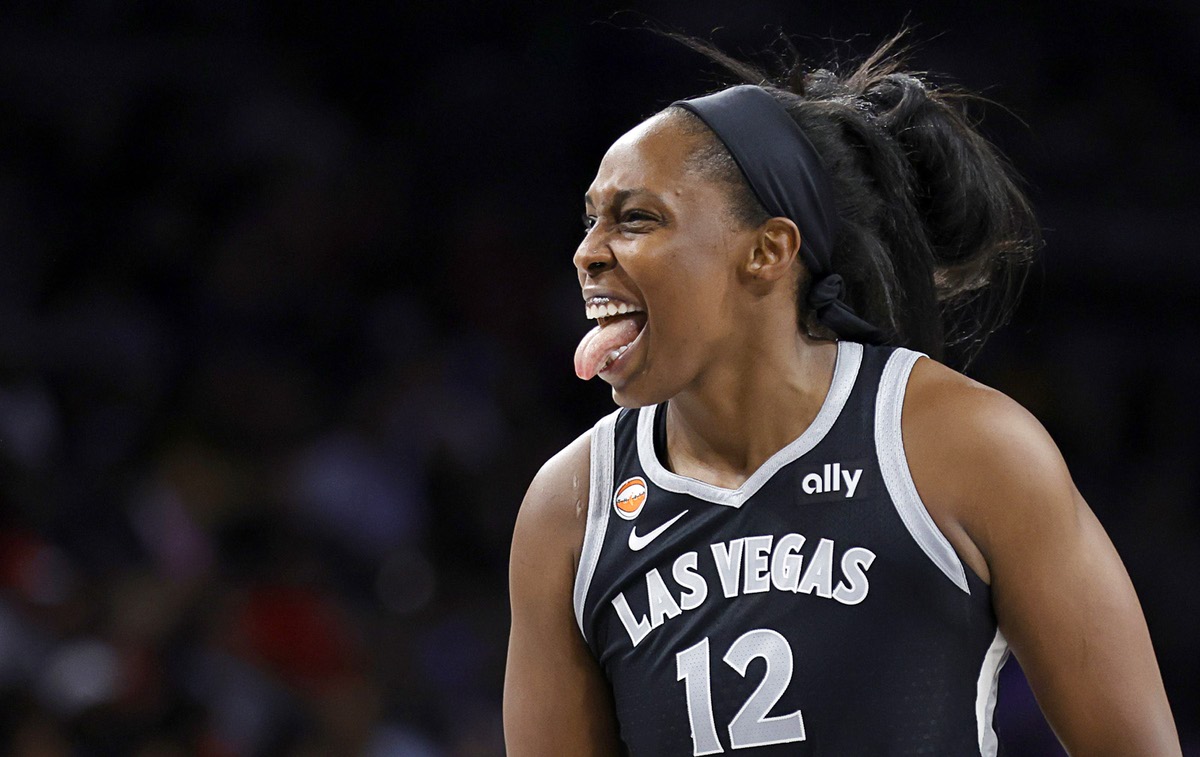 Aces' Chelsea Gray building Hall of Fame resume by reaching a major milestone -
Las Vegas Sun News