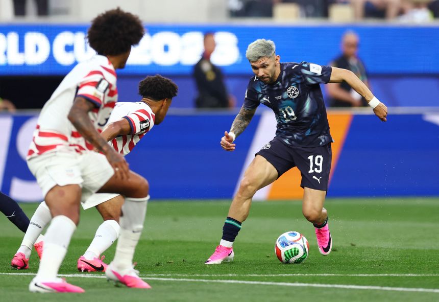 Paraguay’s Julio Enciso will be key to any success for <em>La Albirroja</em>.