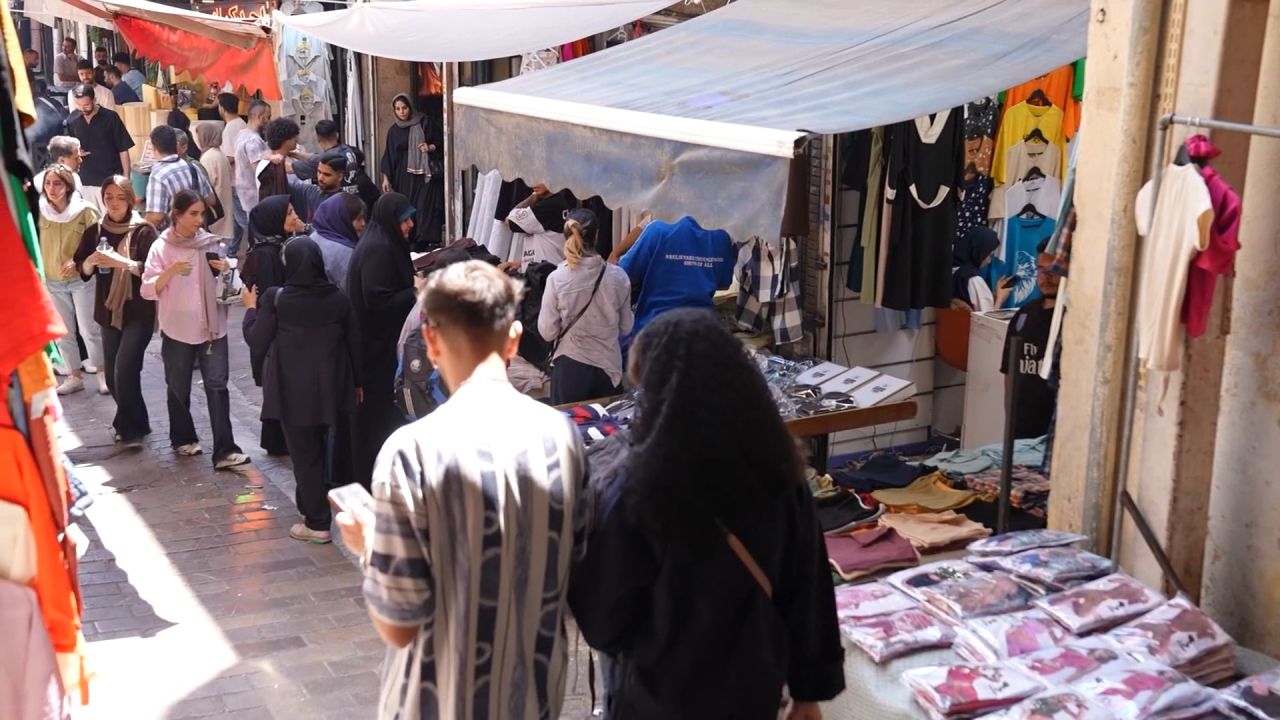 <p>Iranians are facing economic hardship, with hyper inflation, rampant unemployment and an uncertain future. CNN's Fred Pleitgen  reports from Tehran. </p>