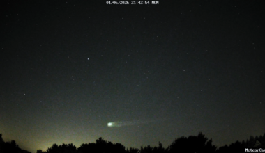 VIDEO: Hundreds report seeing fireball in Chicago-area skies – NBC Chicago