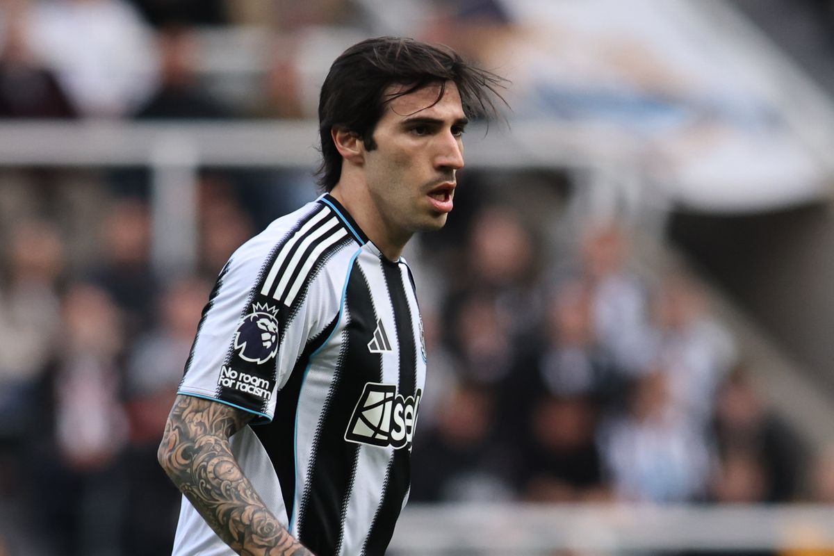 Tottenham and Arsenal could have been handed a Sandro Tonali transfer twist
