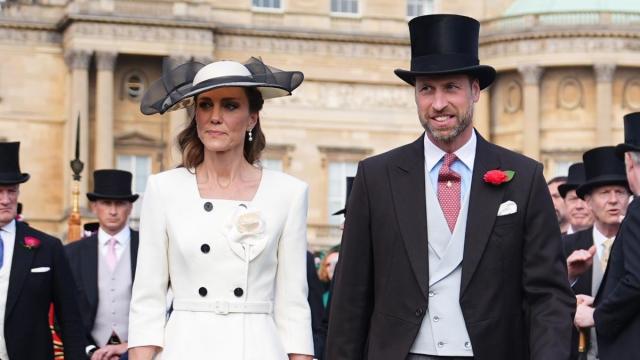 Kate Middleton & Prince William’s Actions at Wedding Raised Eyebrows — Insider