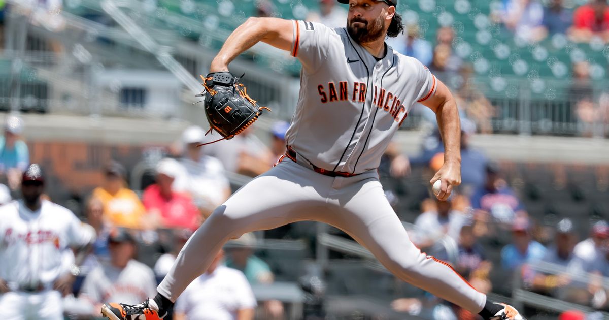 Ray dominant in relief as Giants complete 7-2 win over Braves in Game 1 of doubleheader :: WRAL.com