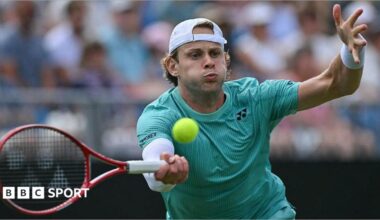 Zizou Bergs plays a forehand in the Eastbourne final