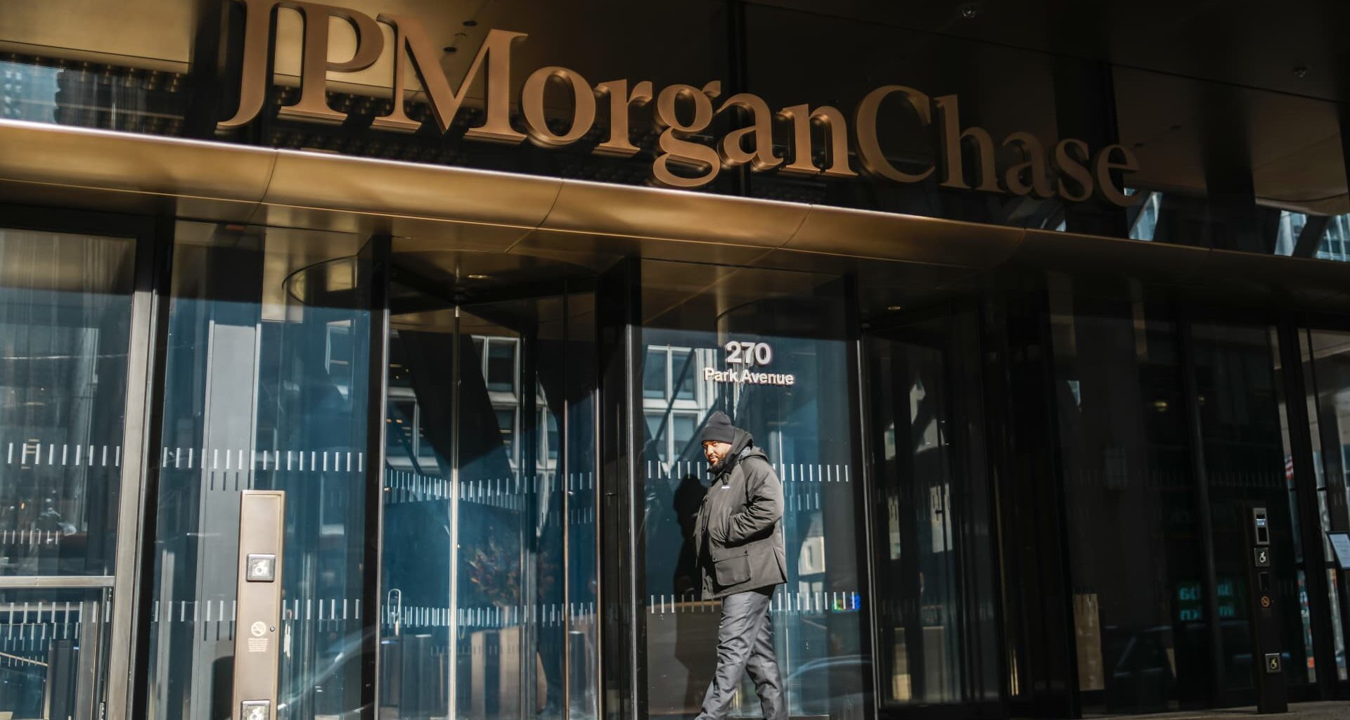JPMorgan Chase AI: Bank to deploy more powerful agents this year