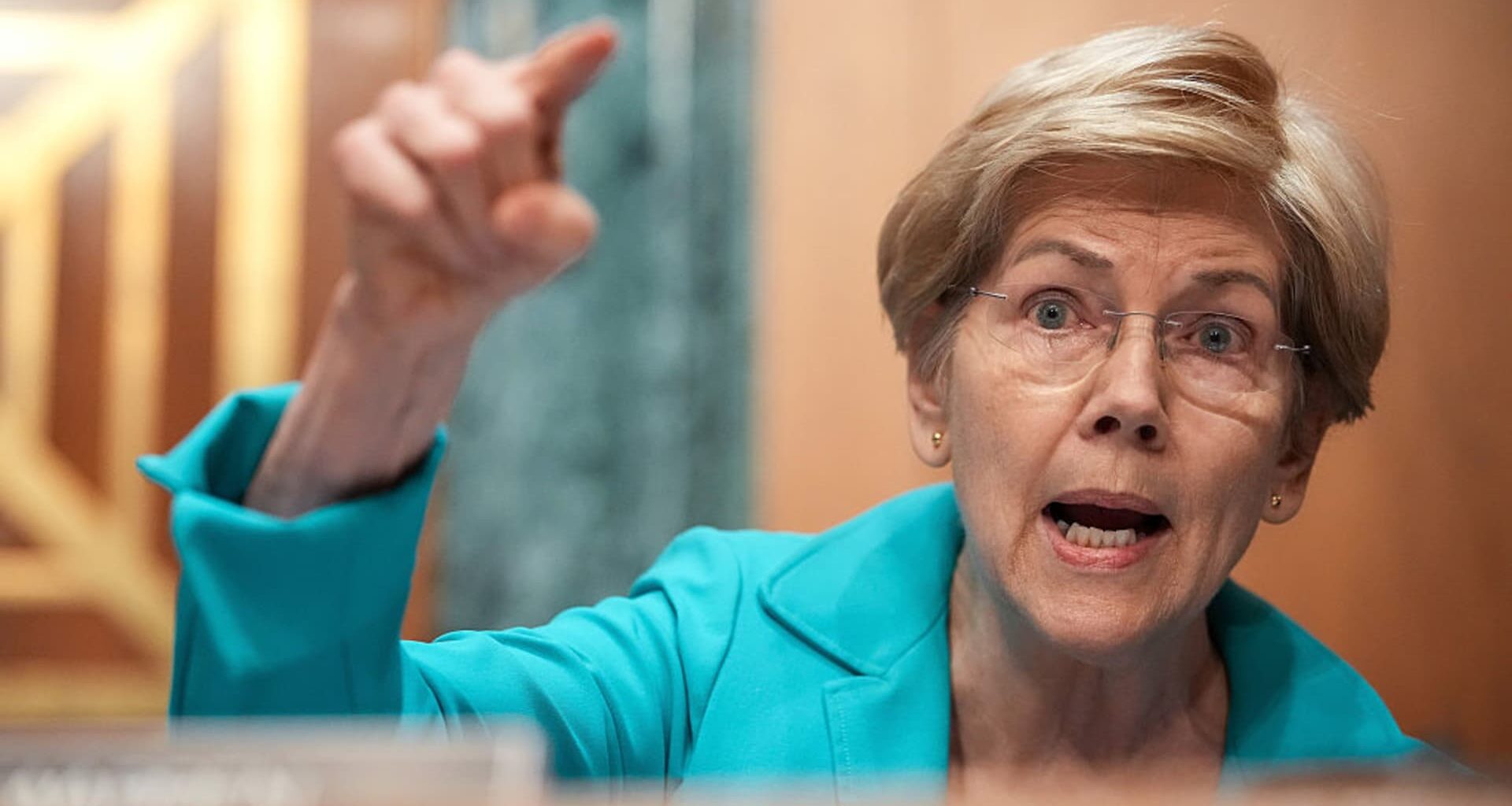 Warren asks Trump's position on raising Social Security retirement age