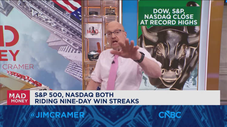 Jim Cramer looks at stocks that will go higher if tech retreats