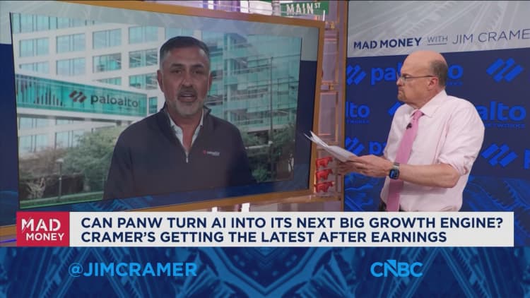 Palo Alto Networks CEO Nikesh Arora goes one-on-on with Jim Cramer