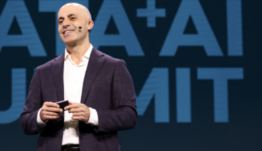 Databricks revenue growth tops 80% to $6.9 billion annualized