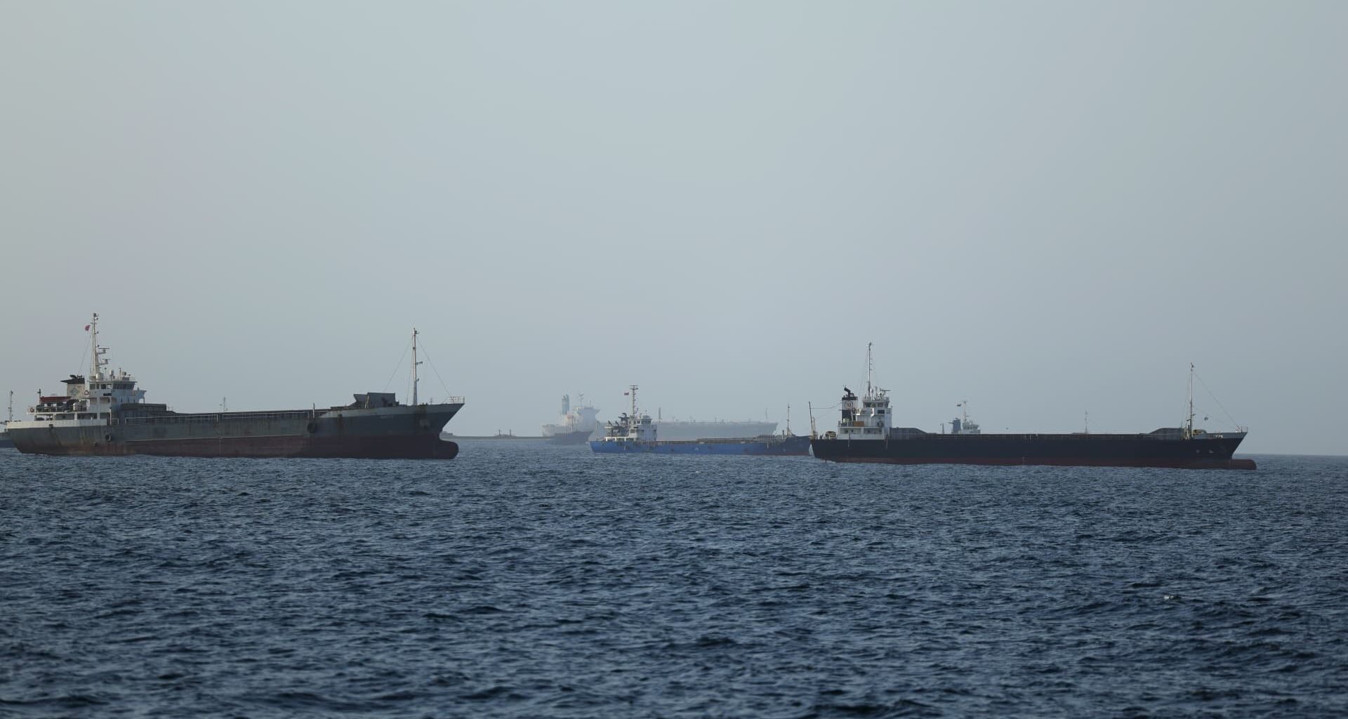 Oil drifts lower as Strait of Hormuz reopens, focus shifts to demand outlook