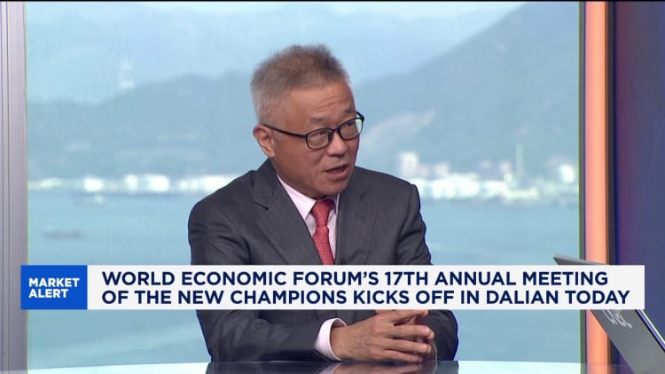 China’s 'K-shaped' economy deepens as AI booms while consumption stays subdued: Economist