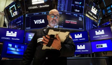 Stock market today: Live updates