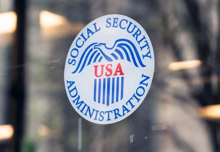 Conn. retirees could face $556 a month cut if Social Security runs short - The Day