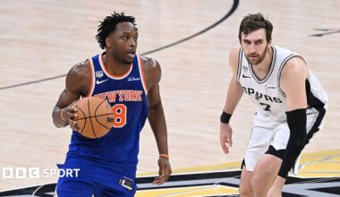 OG Anunoby in possession