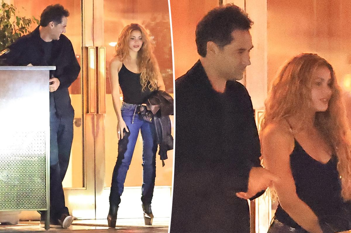 Shakira sparks dating speculation with 'Lincoln Lawyer' star Manuel Garcia-Rulfo