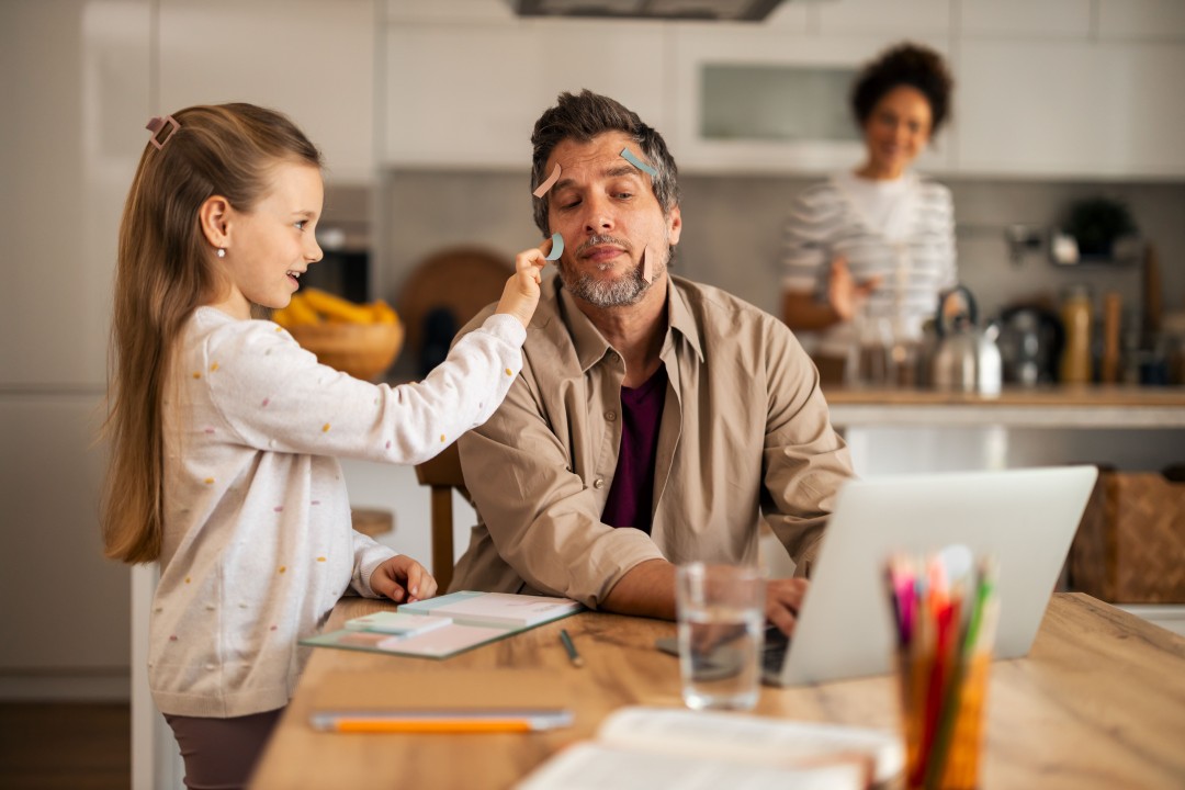 Most Married Parents Now Work Full Time