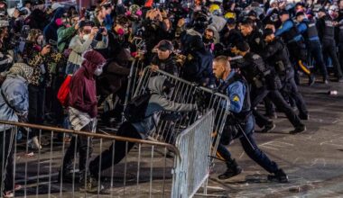 Newark sets curfew around ICE jail after more clashes between cops and protesters