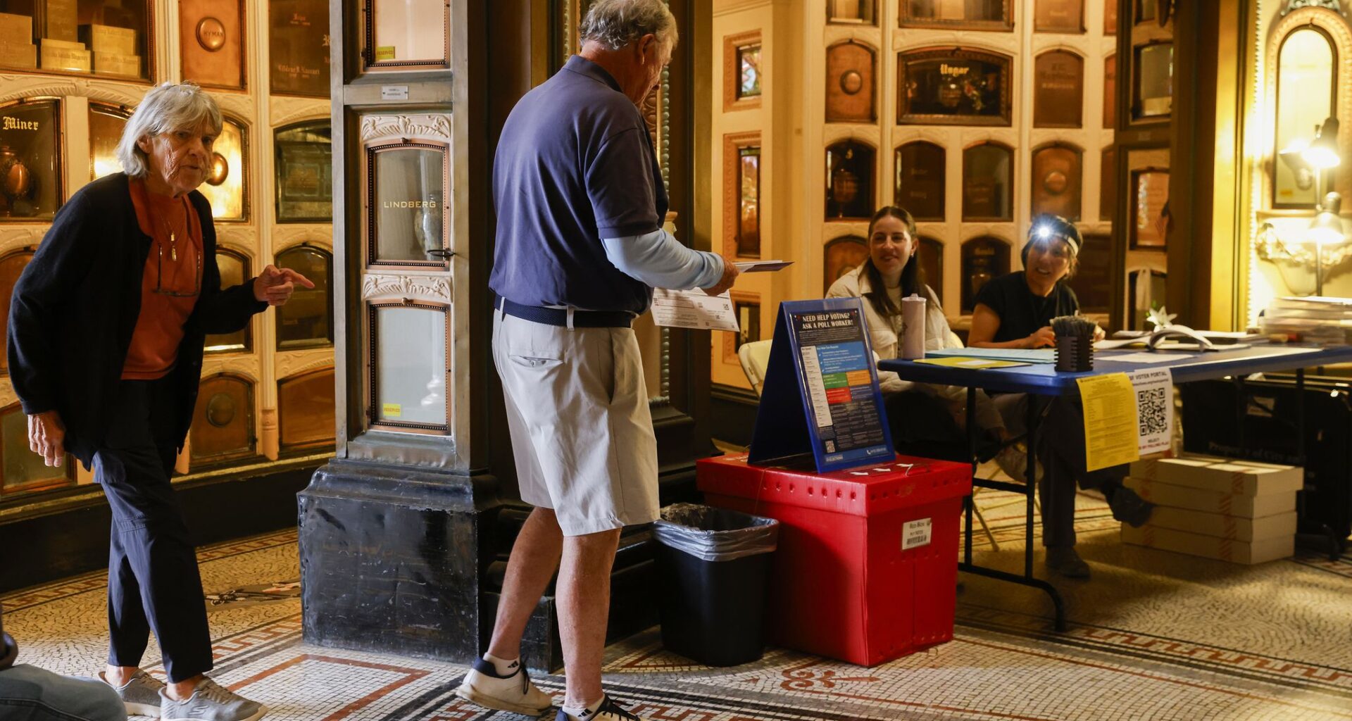 Election latest updates: Who leads California governor polls?