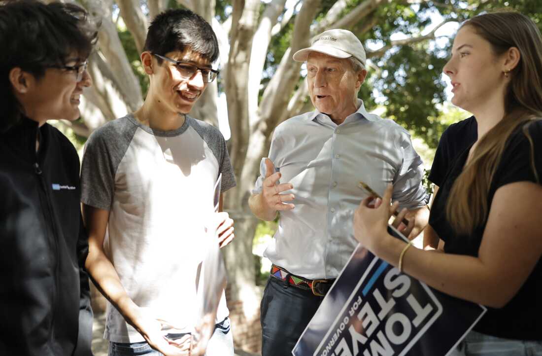 Democratic gubernatorial candidate Tom Steyer speaks with students during a Get the Youth Vote with Bruin Democrats event at UCLA's campus on June 1 in Los Angeles, Calif.