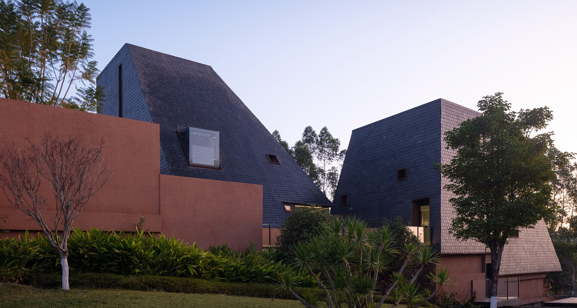 Red Valley Dwellings / line+ studio