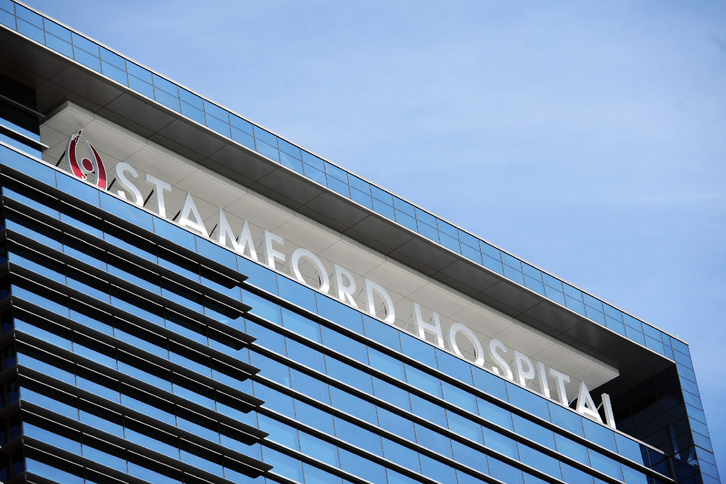 Lawsuit blames Stamford Hospital for patient who blinded herself