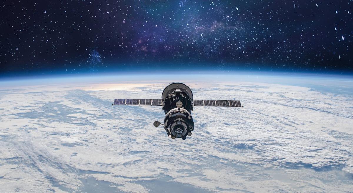 Here's How SpaceX's IPO Will Affect S&P 500 and Nasdaq-100 Investors