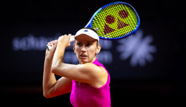 Mertens defeats Andreescu to open 's-Hertogenbosch title defense