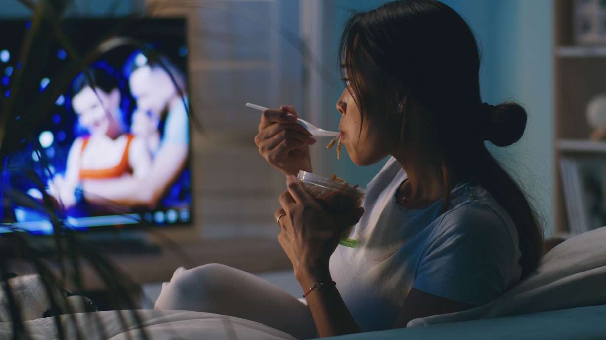 The late-night eating habit that may throw your gut health into chaos