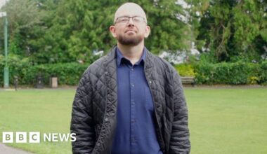 Sports gambling addiction lost Haywards Heath man £100k in decade - BBC