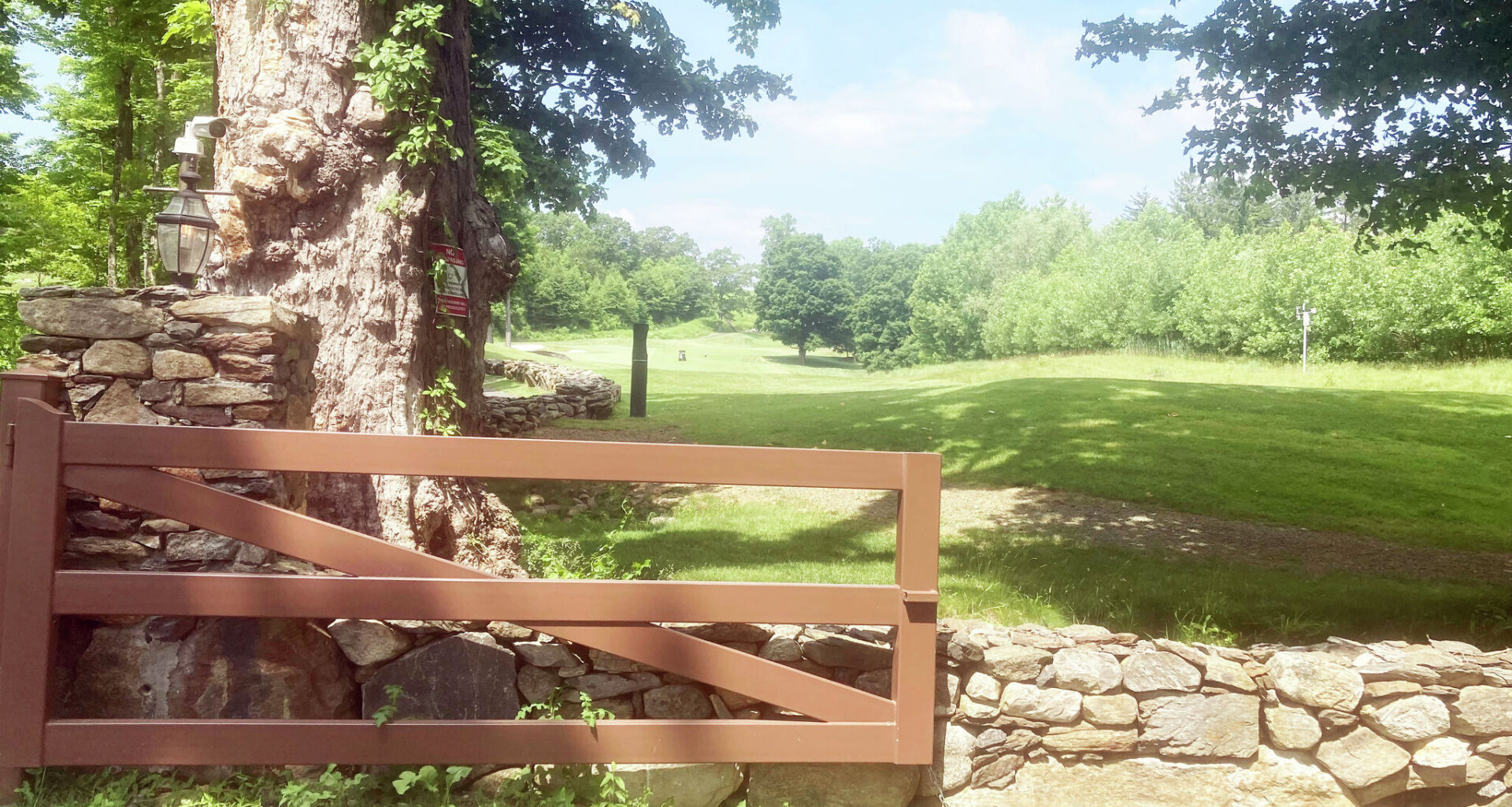 At this top CT golf course, even caddies share in the upgrades