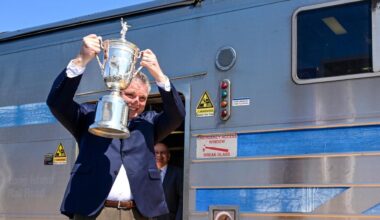 U.S. Open trophy delivered to Shinnecock Hills as officials urge fans to take LIRR to tournament