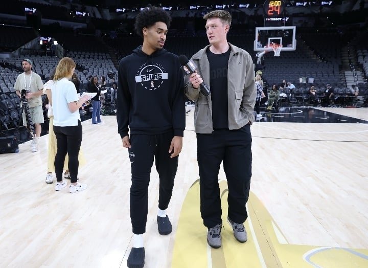 Dylan Harper, Kon Knueppel