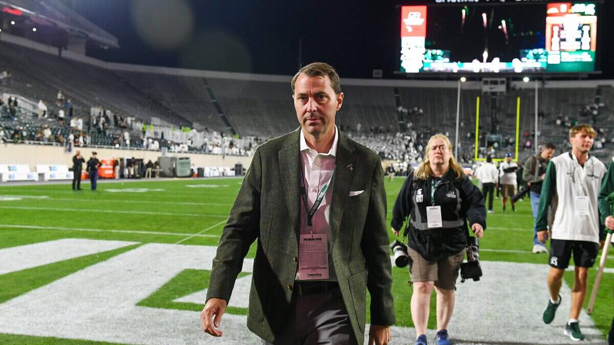 J Batt emerges as Kentucky's pick to replace Mitch Barnhart