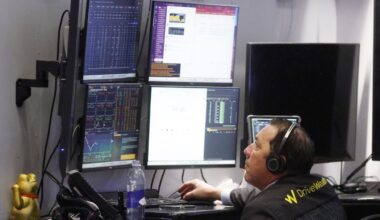 Dow takes jump after U.S., Iran reach peace deal