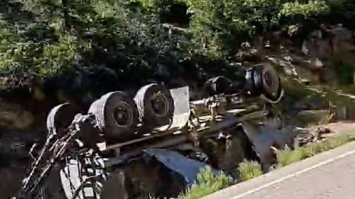 Semitruck rollover causes crude oil spill in Indian Canyon; drinking water unaffected, official say